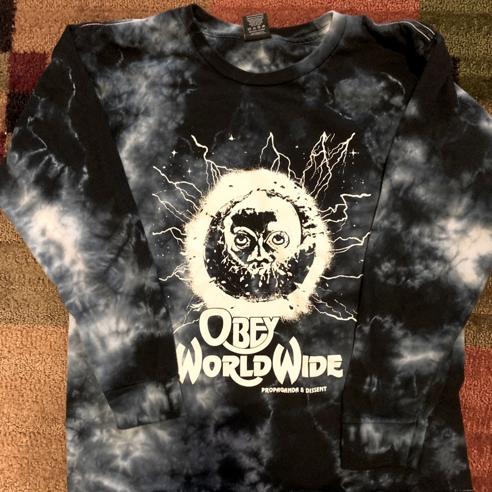 Obey Worldwide long sleeve